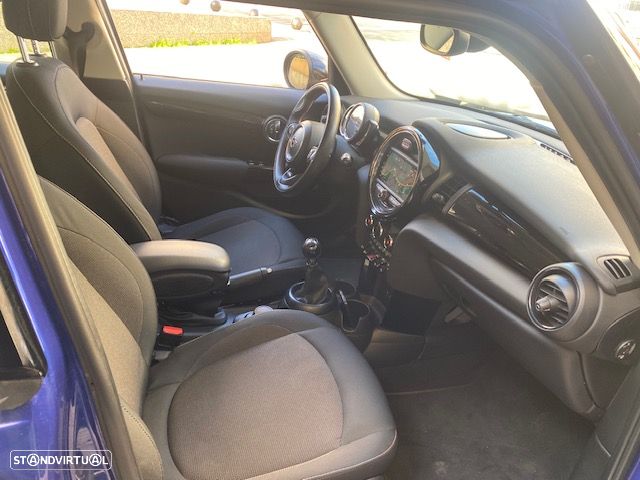 MINI 5 Portas One 60 Years Chili - 35