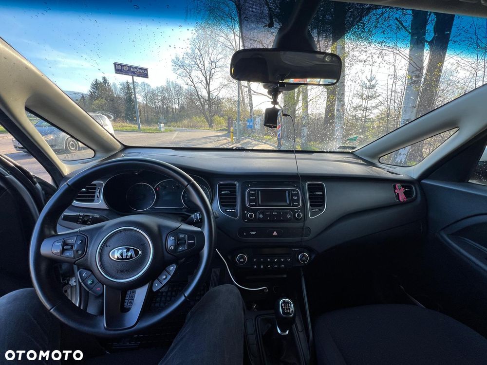 Kia Carens 1.6 GDI M EU6 - 18