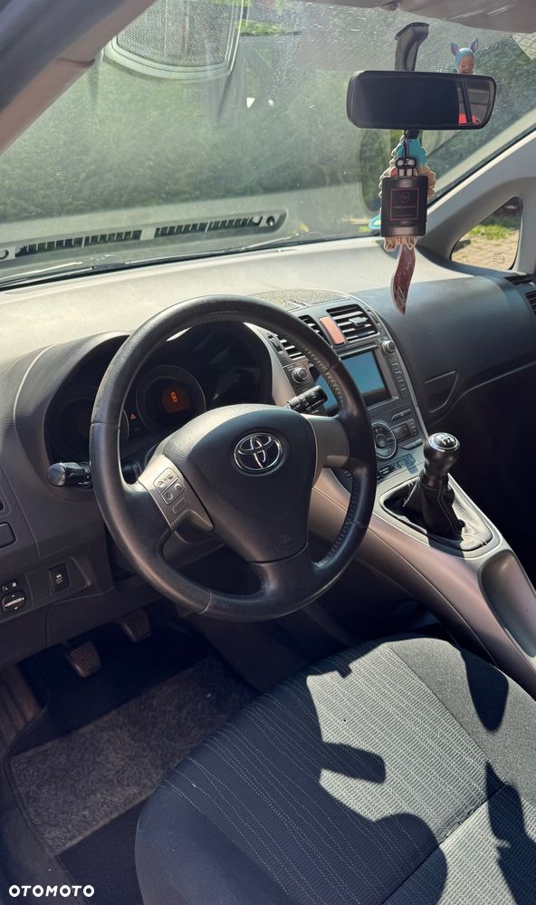 Toyota Auris 1.4 VVT-i Luna - 8