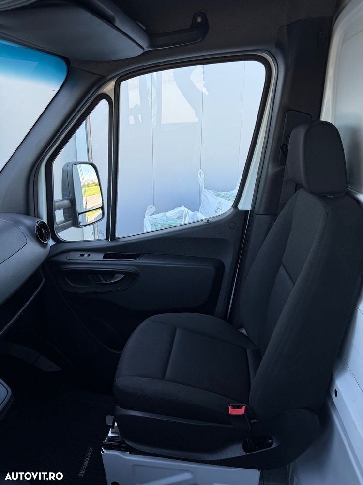 Mercedes-Benz Sprinter 314 + Lift DHollandia - 14