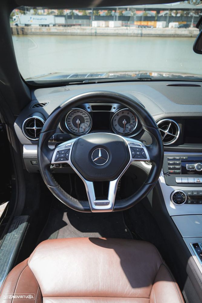 Mercedes-Benz SL 350 Standard - 10