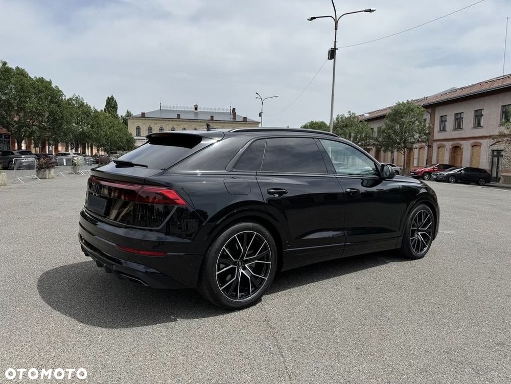 Audi Q8 - 5