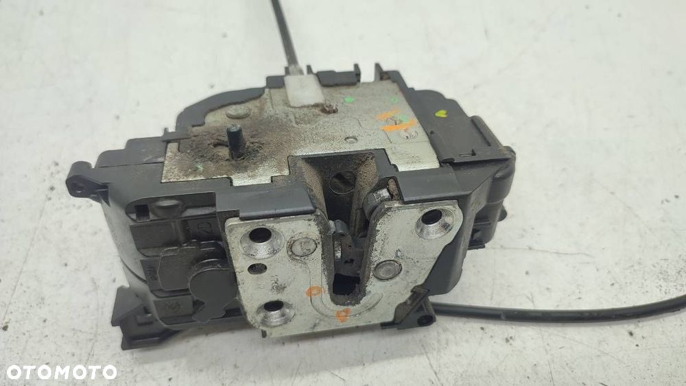 ZAMEK TYŁ PRAWY RENAULT MODUS 4 PIN EUROPA - 3