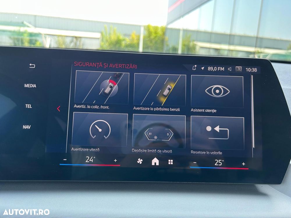 BMW X1 sDrive18d AT - 11