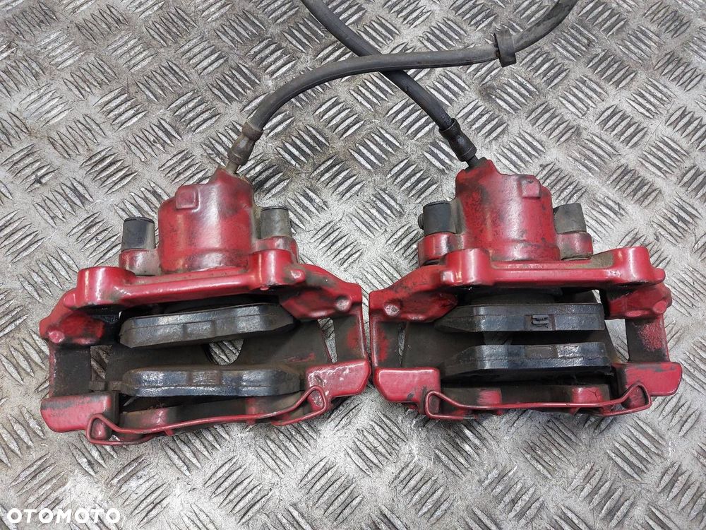 ZACISK HAMULCOWY LEWY TYŁ PRAWY TYŁ + LEWY PRZÓD PRAWY PRZÓD BORA I 2.3 V5 - 6