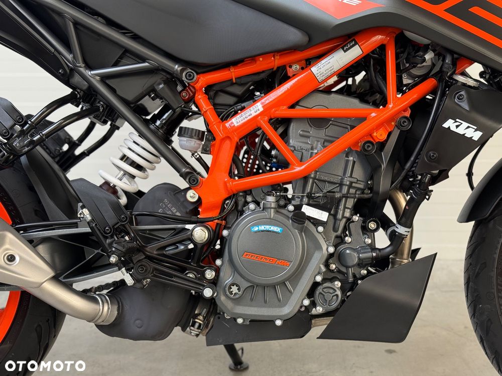 KTM Duke - 13