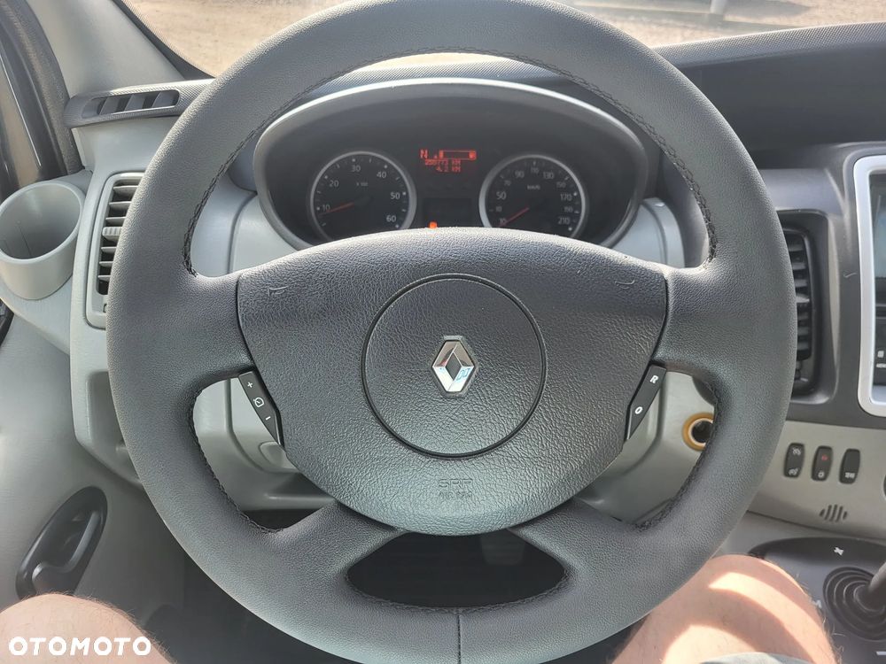 Renault Trafic L1H1 Passenger Lux Quick - 25