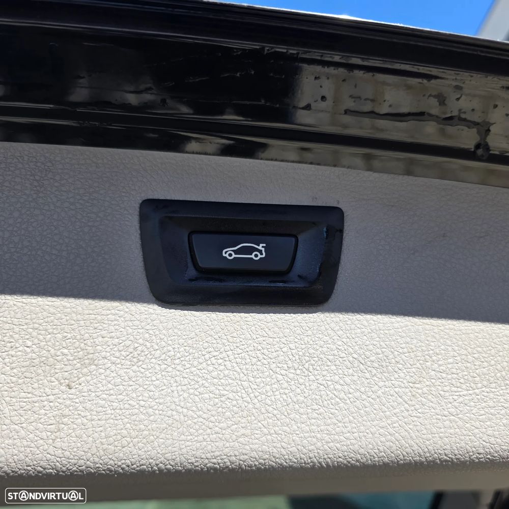 BMW 320 d Aut. Sport Line - 6