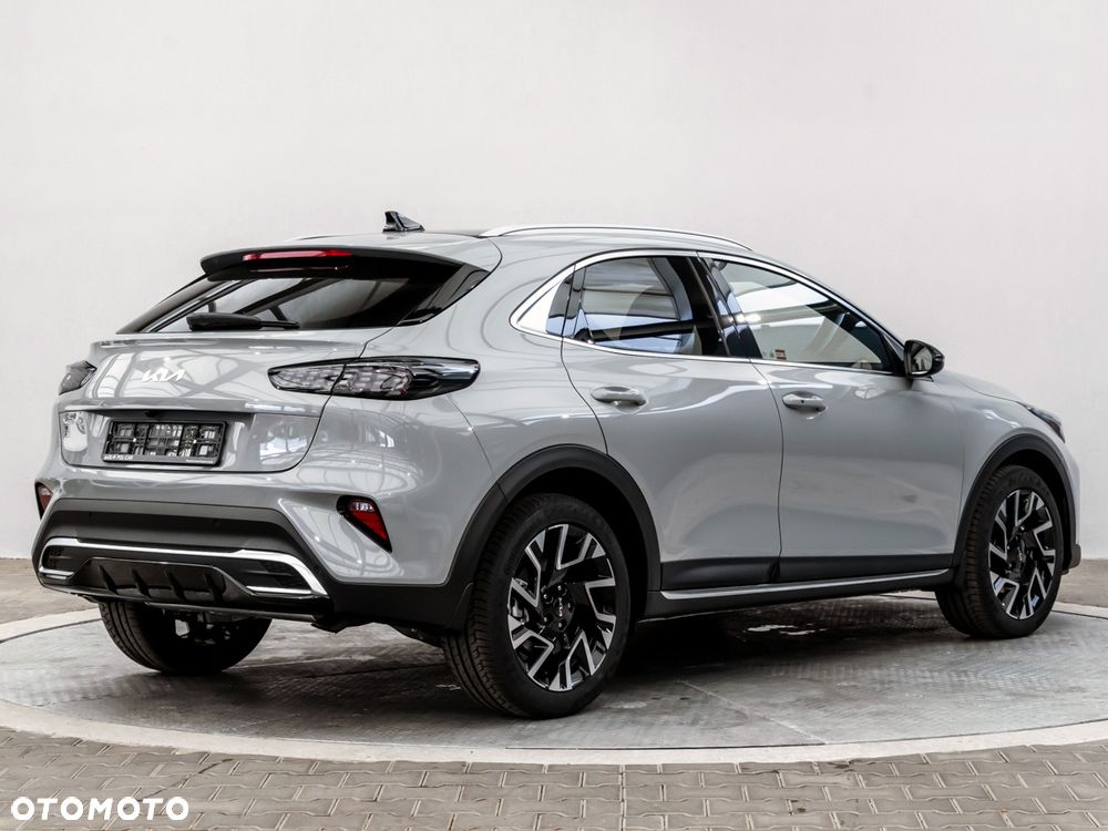 Kia XCeed 1.6 T-GDI Tribute DCT - 6