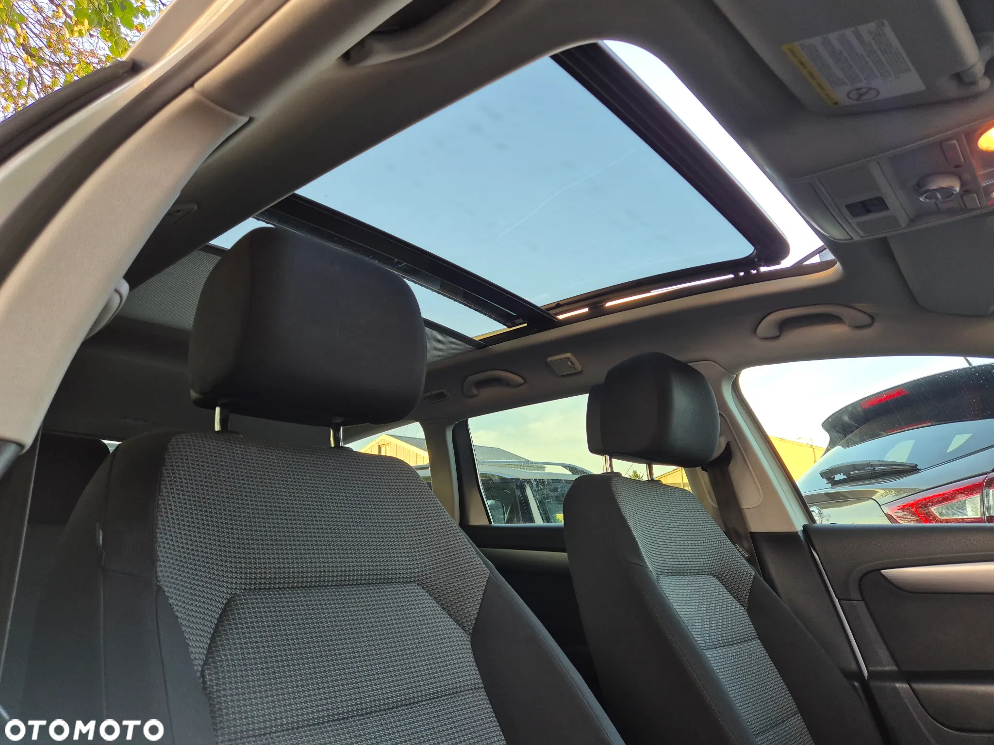 Volkswagen Passat 2.0 TDI Highline - 18