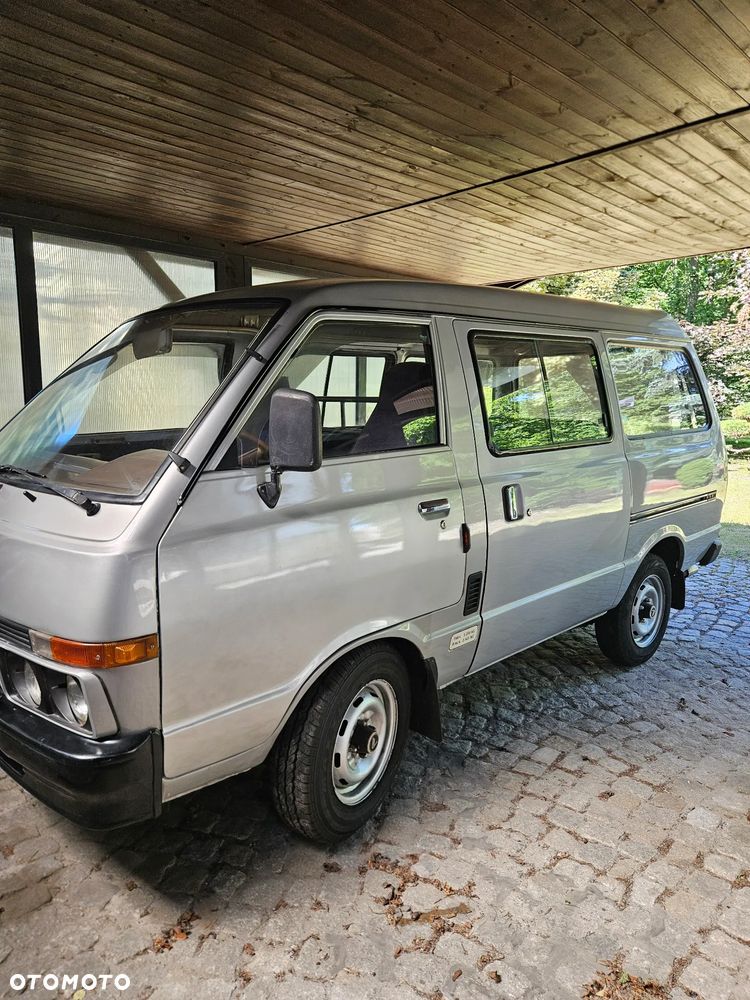 Nissan Vanette - 1