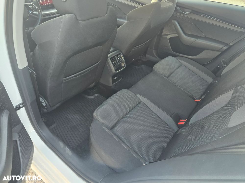 Skoda Octavia 2.0 TDI Ambition - 9