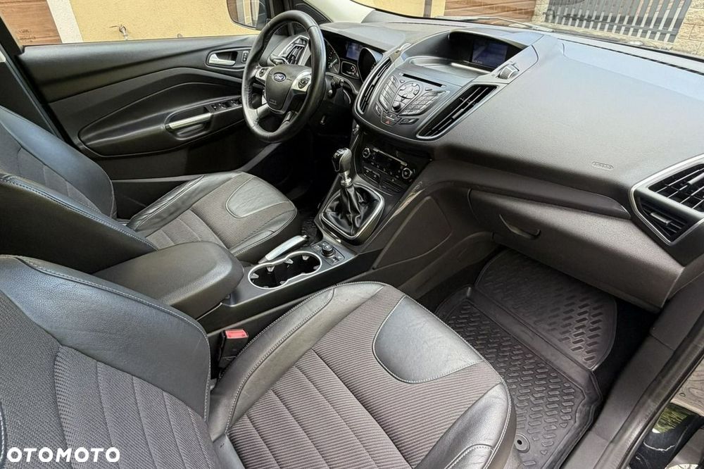 Ford Kuga - 14
