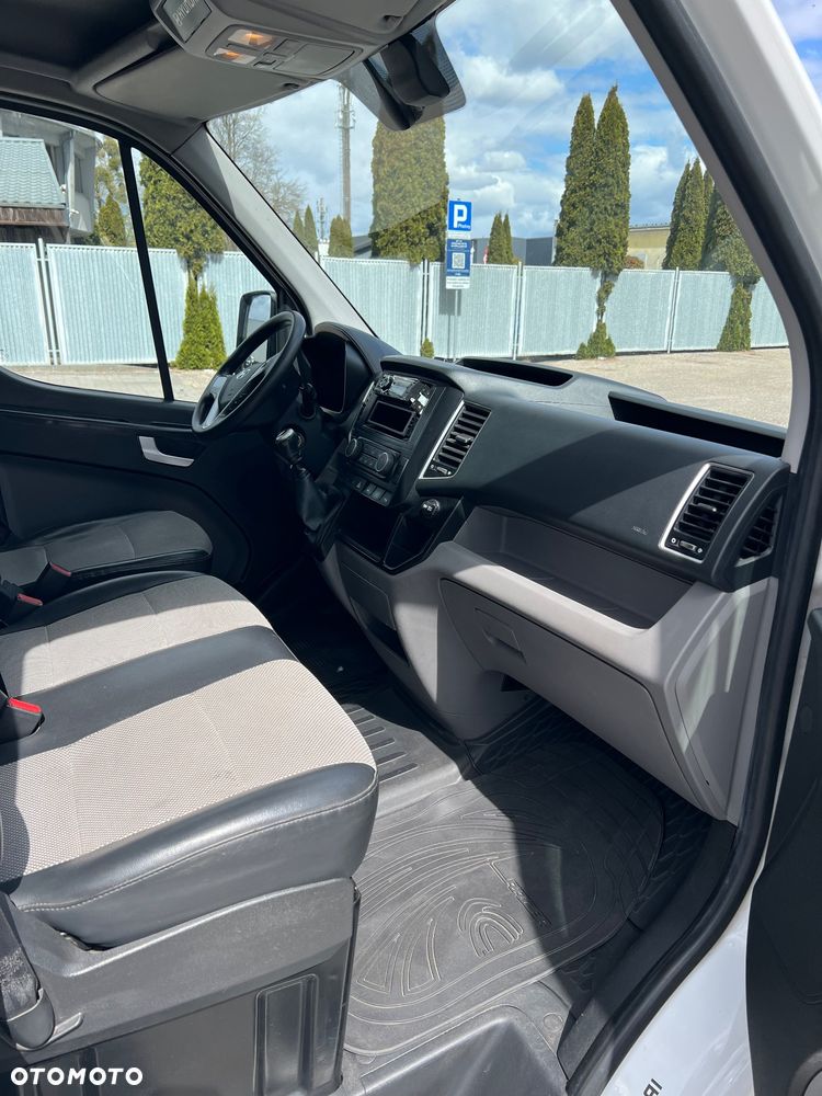 Hyundai H350 - 6