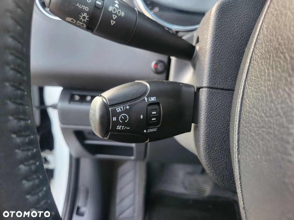 Peugeot 5008 2.0 HDi Allure - 26