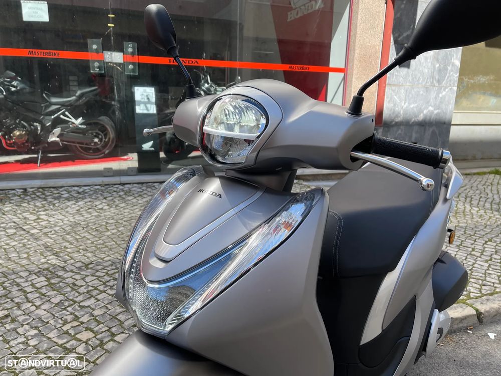 Honda SH 125 Mode - Desde 41 EUR / Mês !! - 10