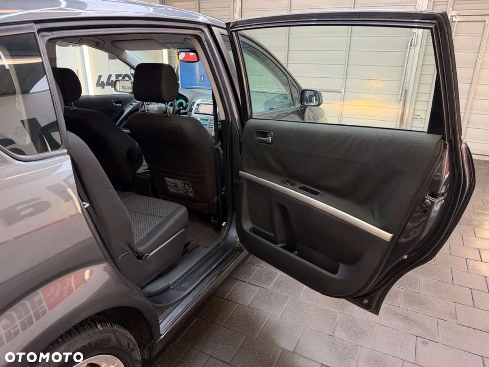 Toyota Corolla Verso 2.2 D-4D Premium + 7os - 34