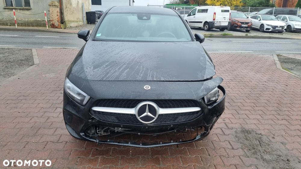 Mercedes-Benz Klasa A 250 e PHEV Progressive 8G-DCT - 14