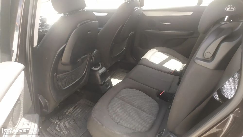 BMW 216 Gran Tourer d Luxury Line - 14