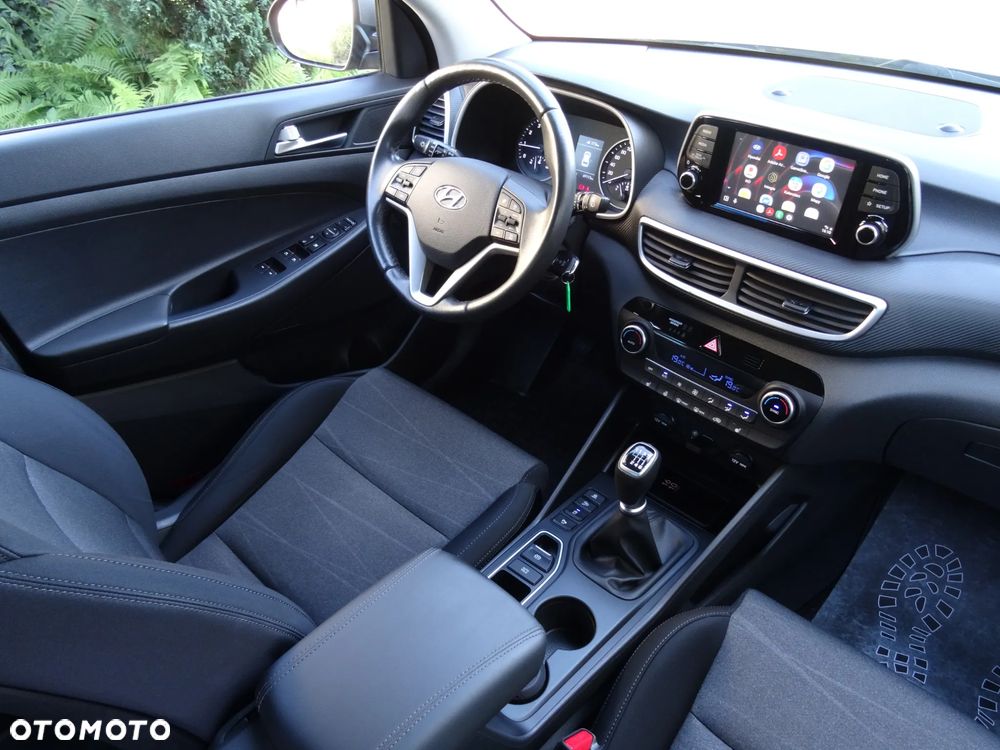 Hyundai Tucson 1.6 GDi 2WD Select - 28
