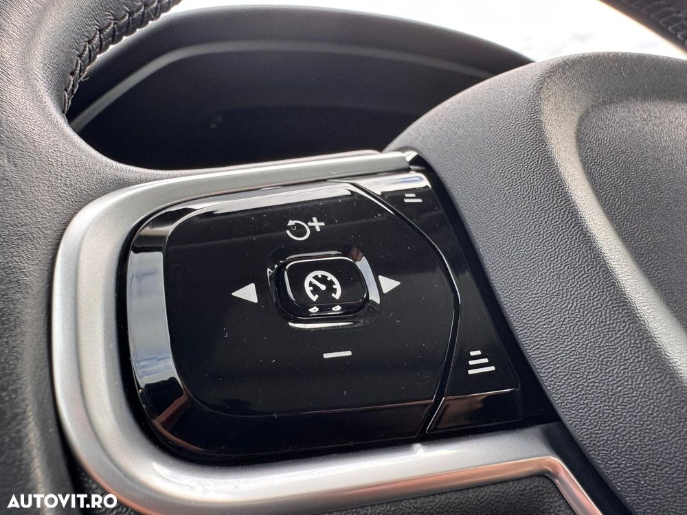 Volvo S60 T8 Recharge AWD Geartronic Inscription - 34