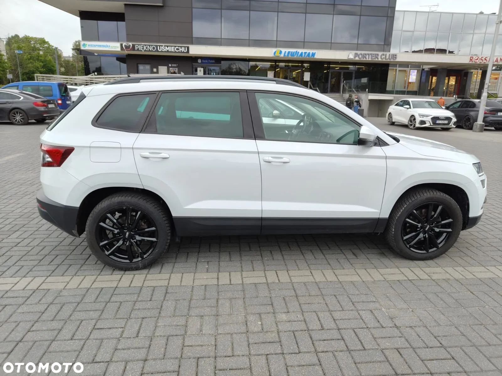 Skoda Karoq 2.0 TDI SCR 4x4 Style DSG - 8
