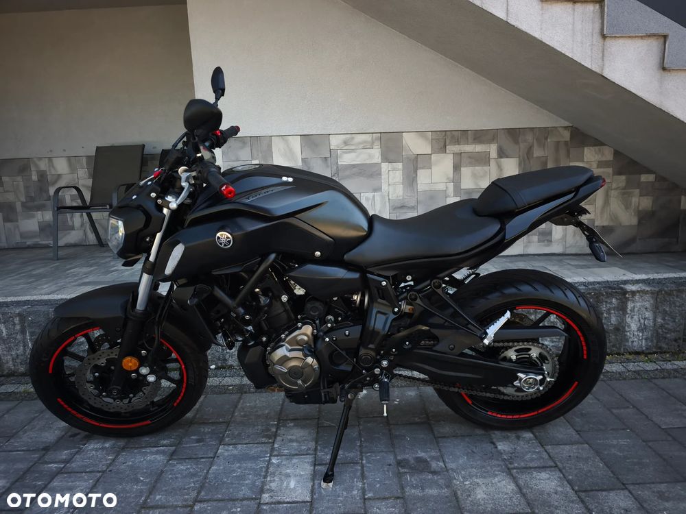 Yamaha MT - 2