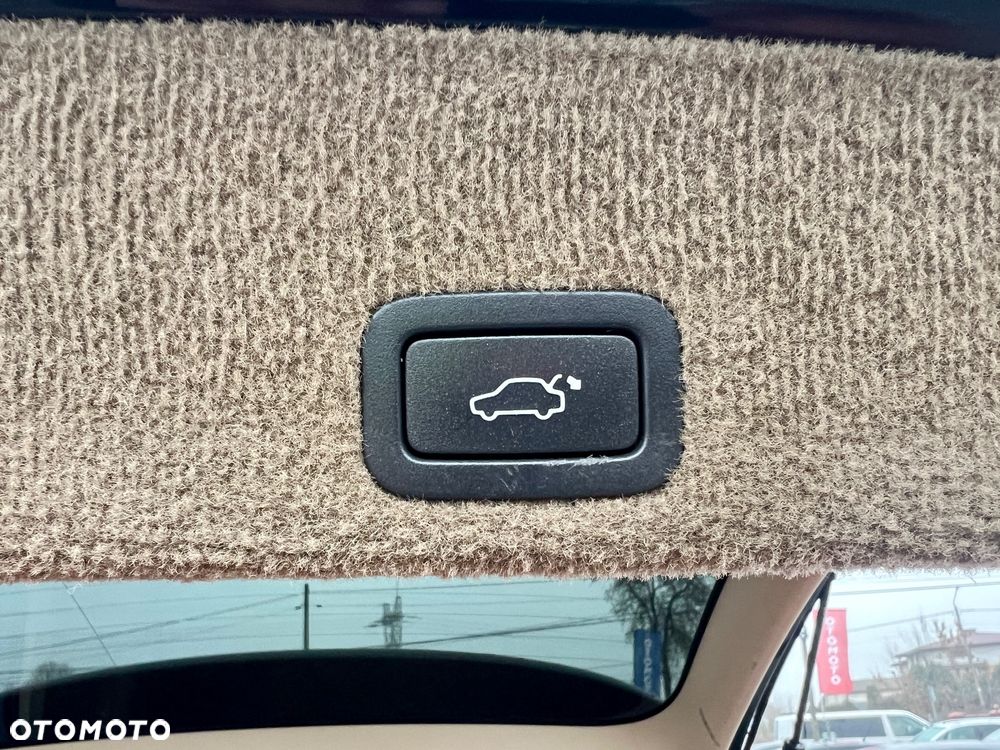 Volvo XC 60 2.4D Momentum - 19