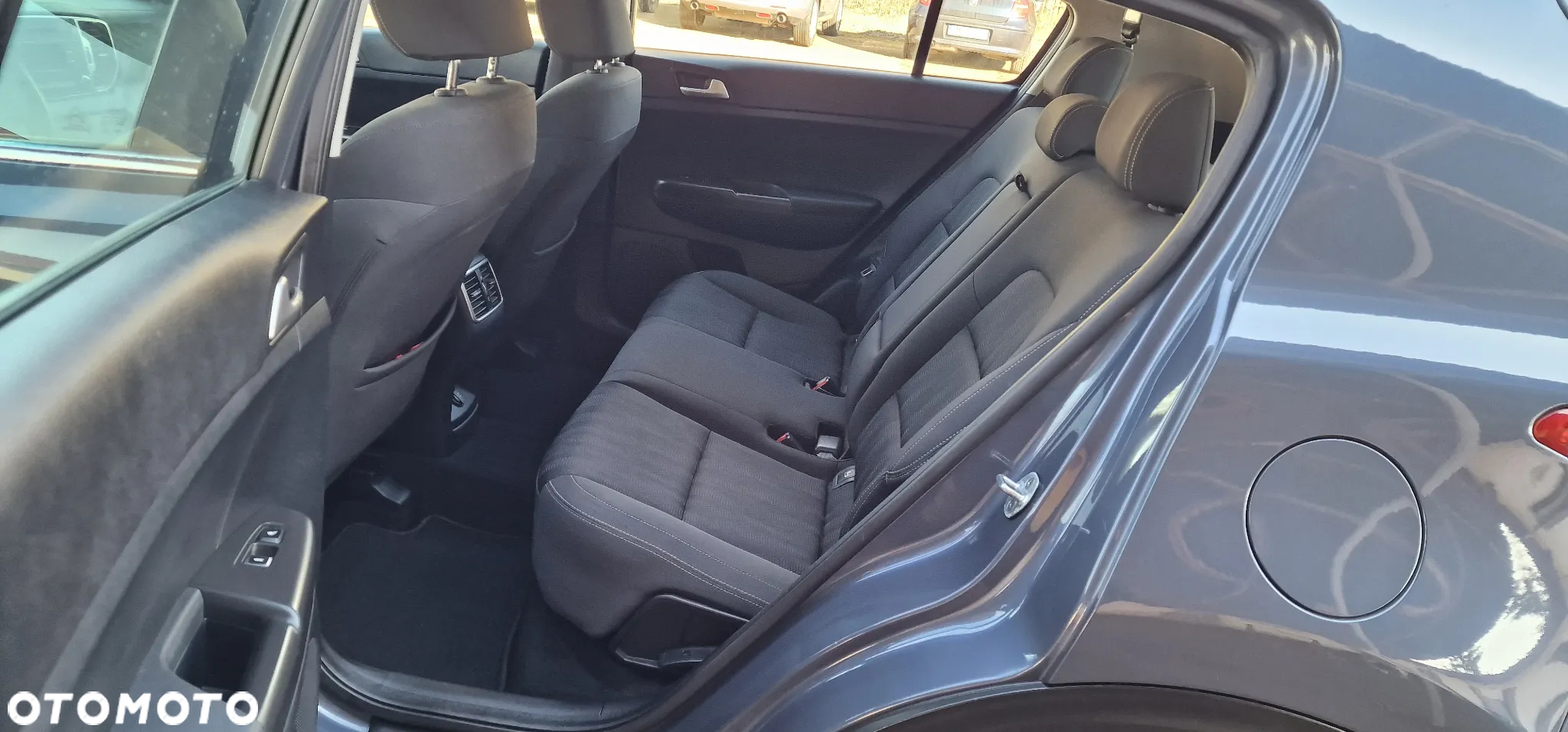 Kia Sportage 1.6 GDI 2WD SPIRIT - 12