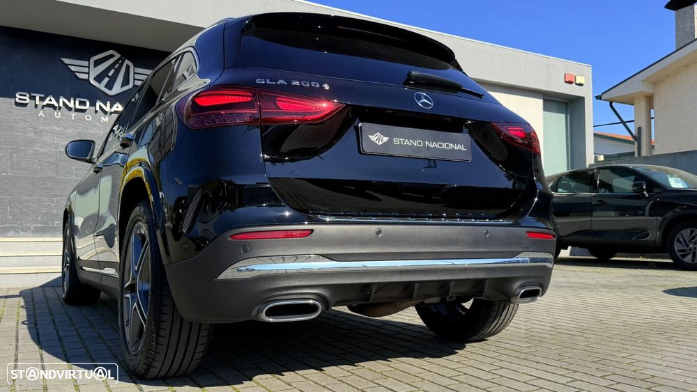 Mercedes-Benz GLA 200 d AMG Line - 11