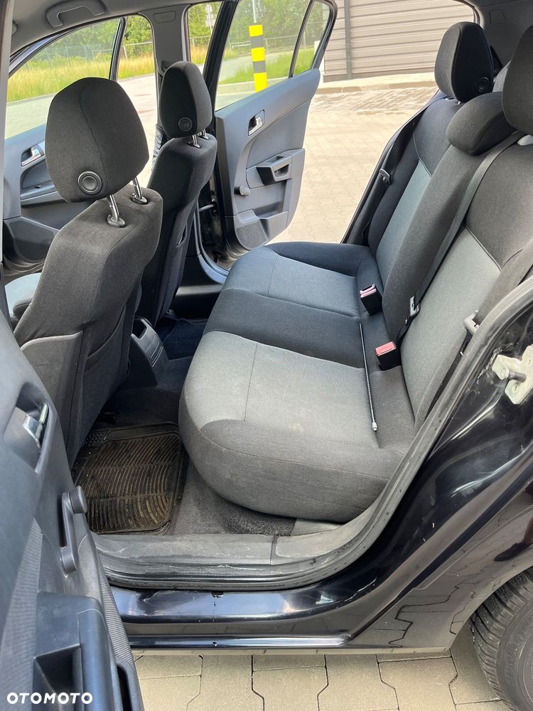 Opel Astra III 1.9 CDTI Cosmo - 20