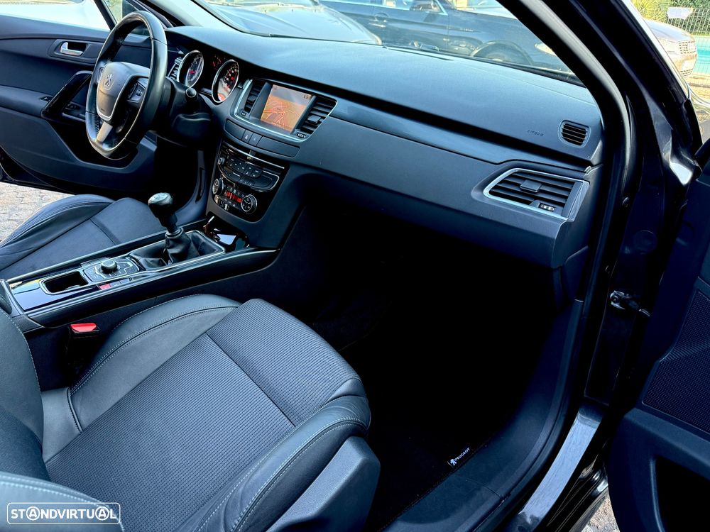 Peugeot 508 SW 2.0 HDi Allure - 55
