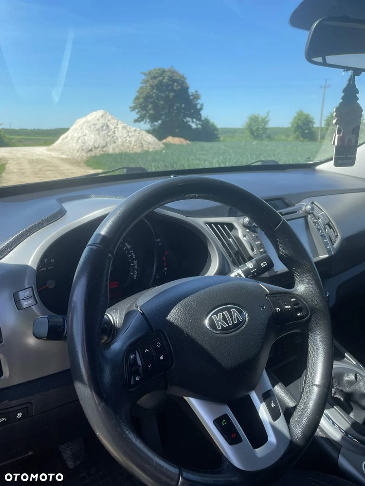 Kia Sportage - 13