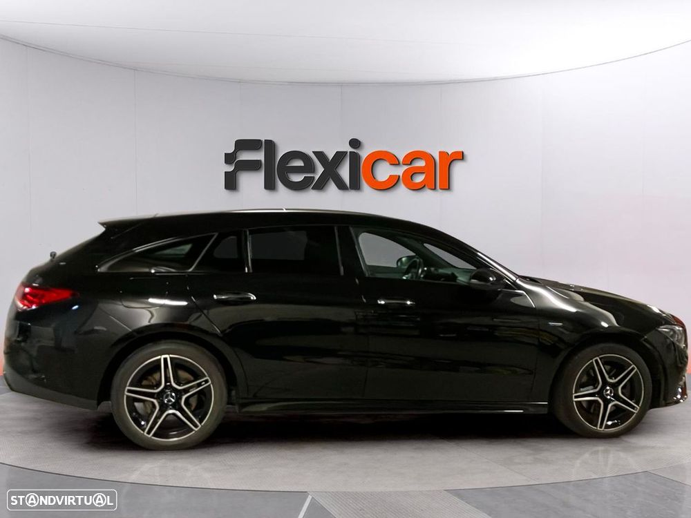 Mercedes-Benz CLA 250 e Shooting Brake AMG Line - 4