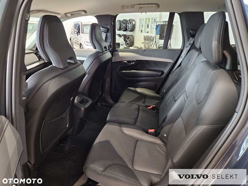Volvo XC 90 - 18