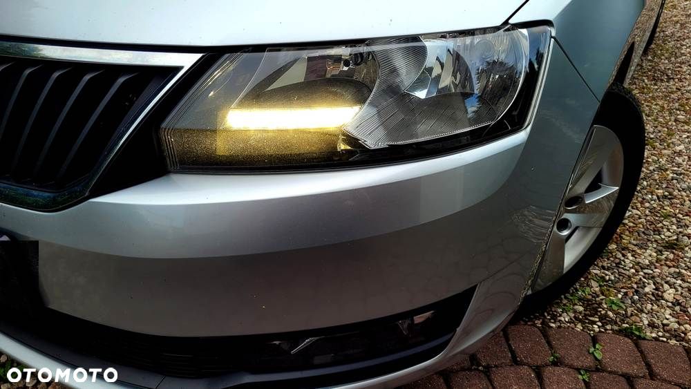 Skoda RAPID 1.0 TSI Style - 13