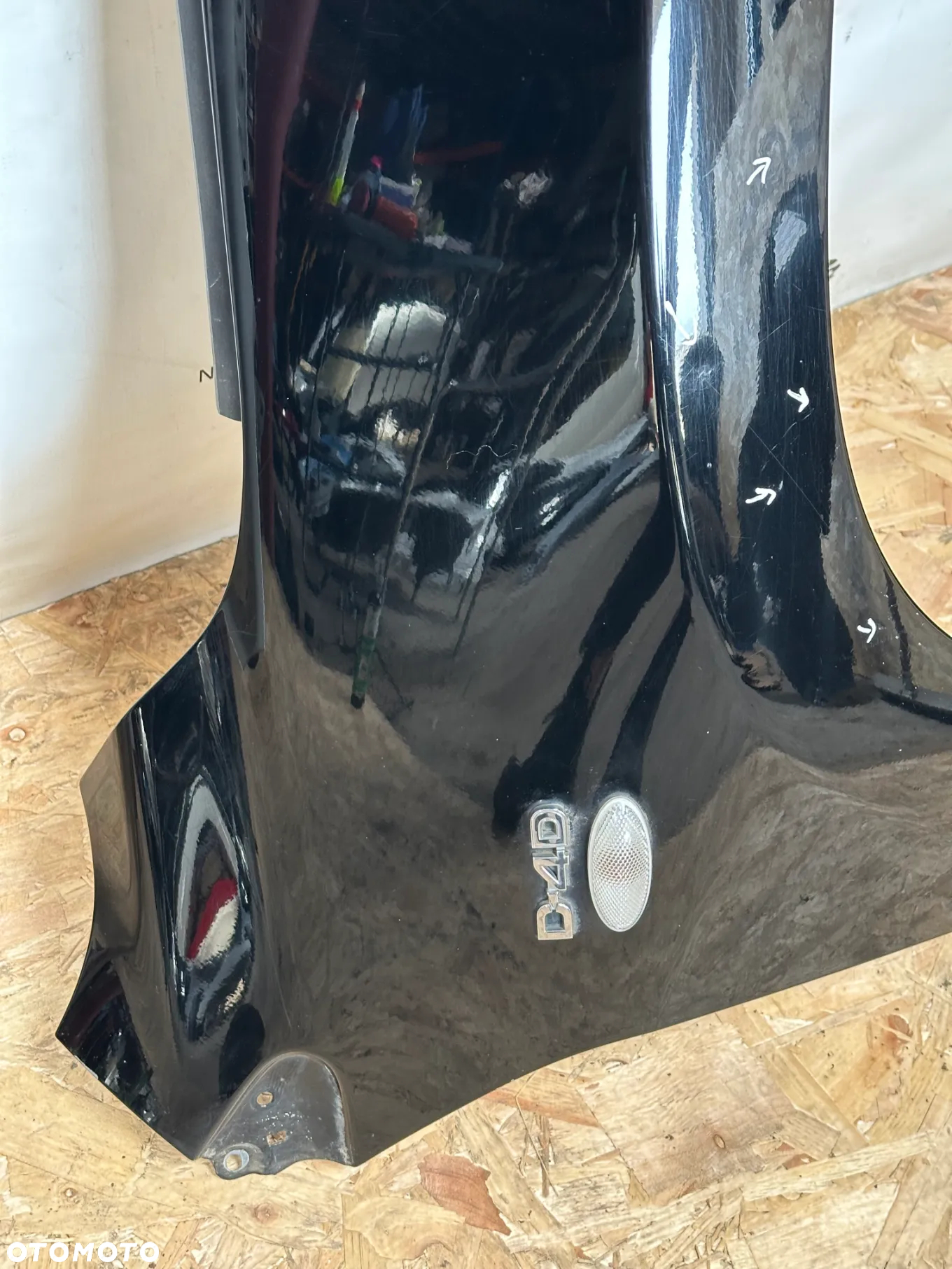 BŁOTNIK PRZEDNI PRAWY TOYOTA RAV4 06-09  202 - 3