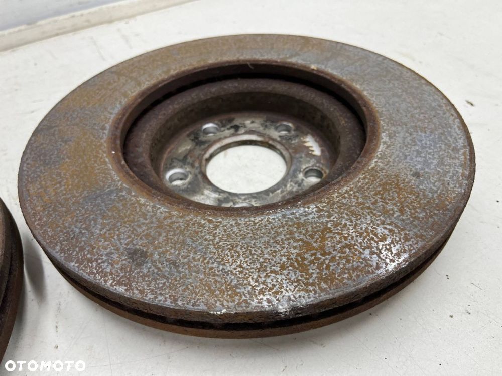 Tarcze hamulcowe Volvo C30 C70 S40 V40 V50 Ford C-max MK1 Focus MK2 Kuga 03-12r. przednie 300mm. KPL - 8