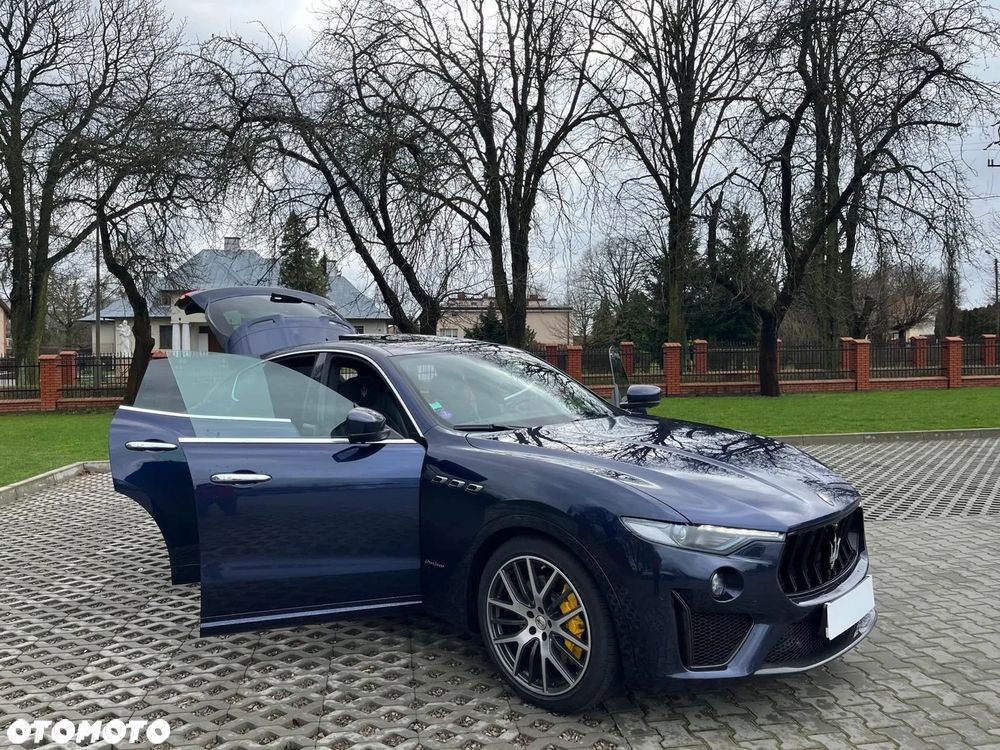 Maserati Levante S Granlusso - 18