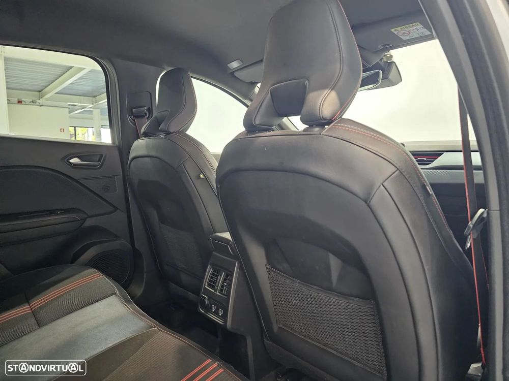 Renault Captur 1.0 TCe RS Line - 25