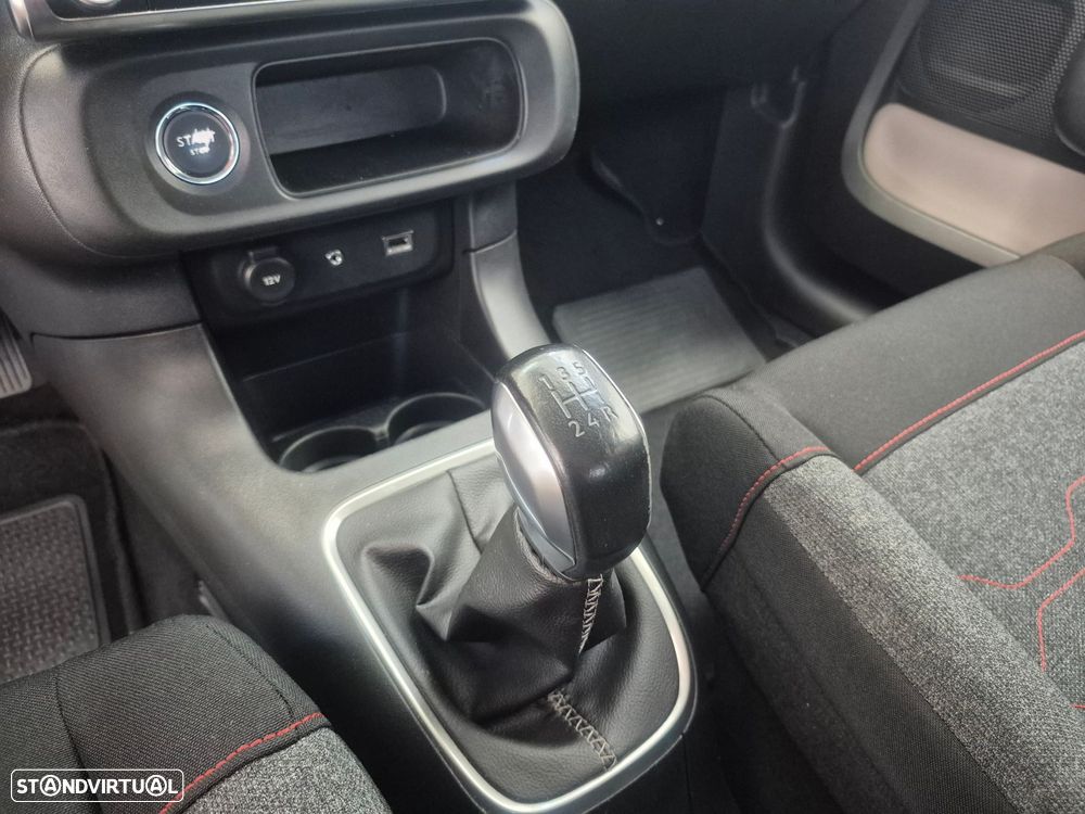 Citroën C3 1.2 PureTech Shine - 15