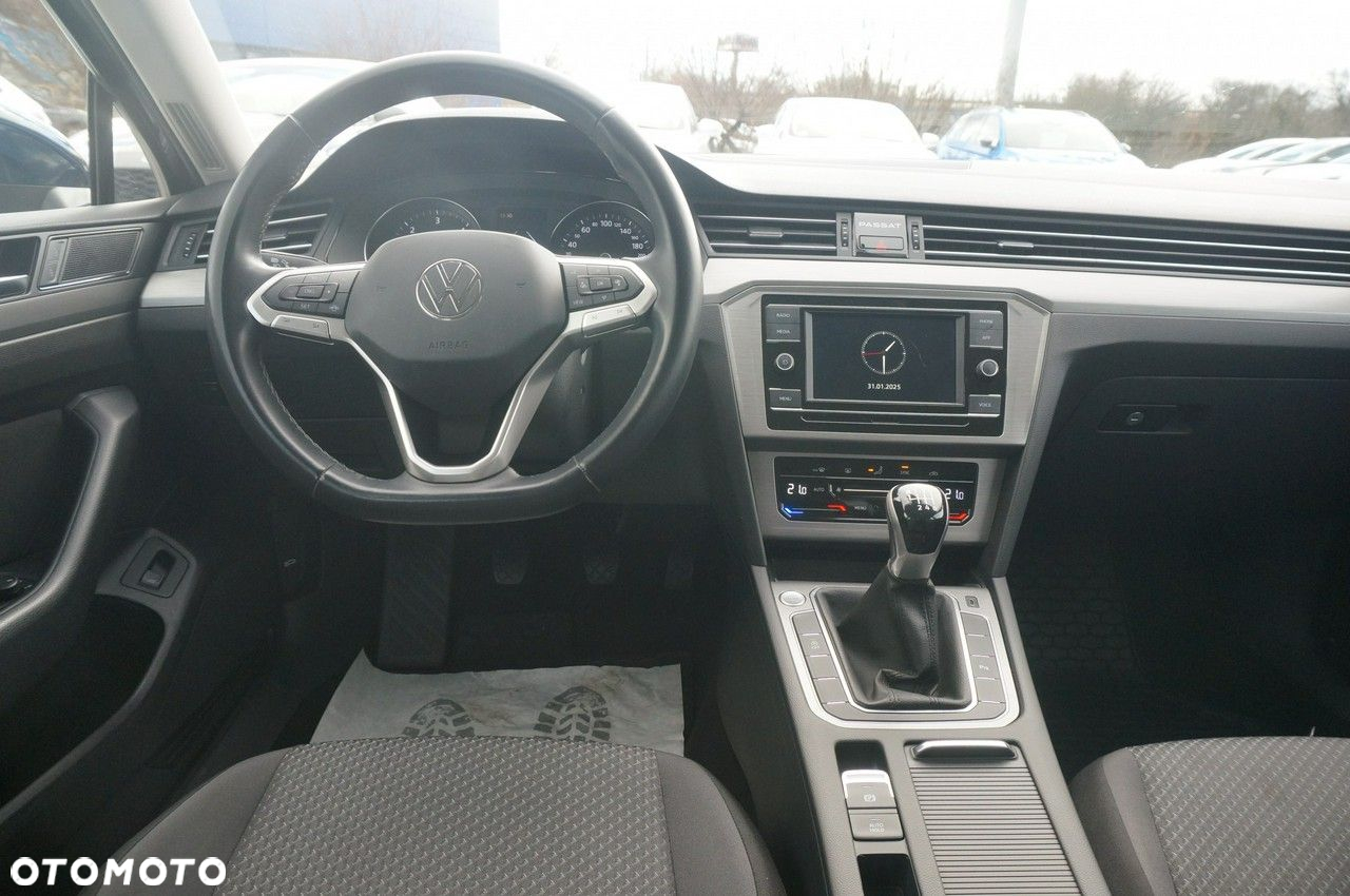 Volkswagen Passat 2.0 TDI EVO Essence - 12