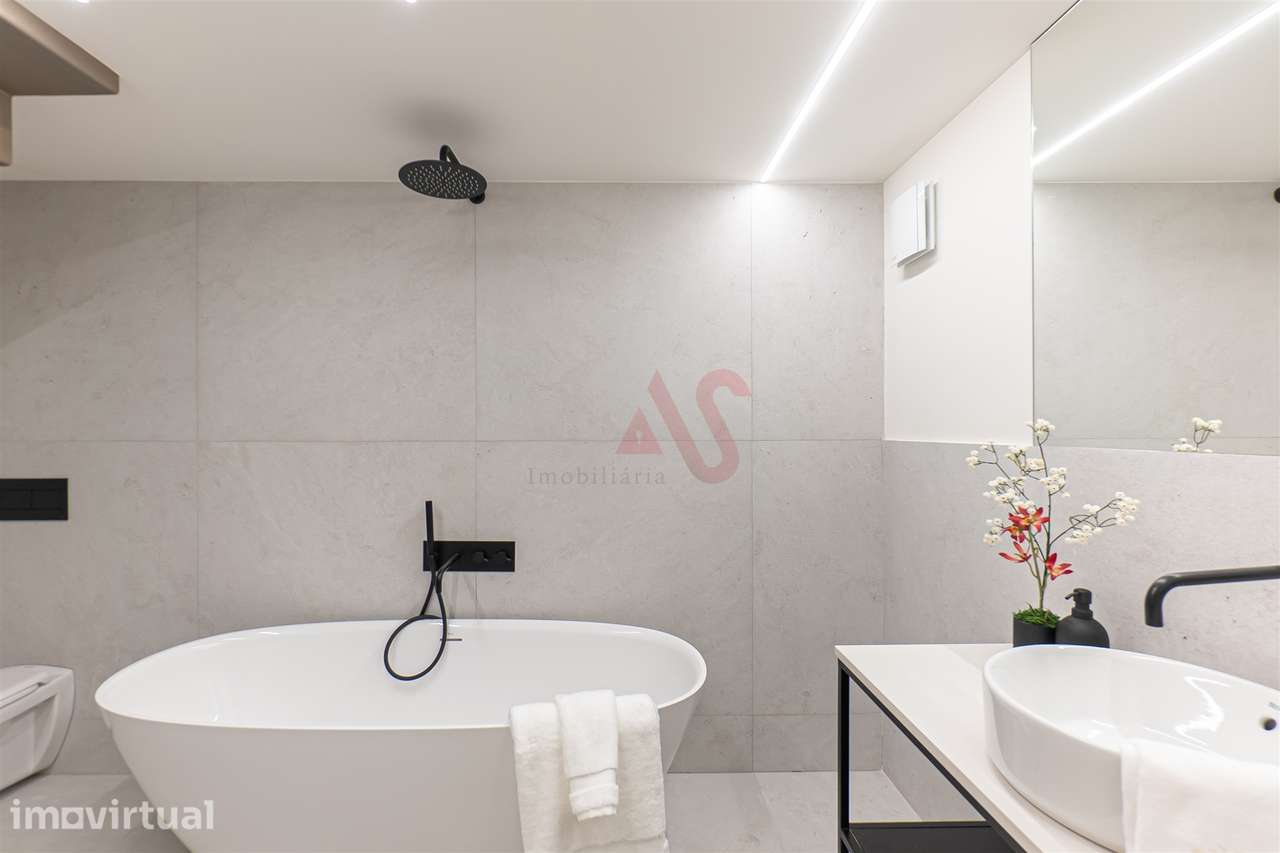 Apartamentos T0+Mezzanine, no coração da Baixa do Porto - Grande imagem: 4/24