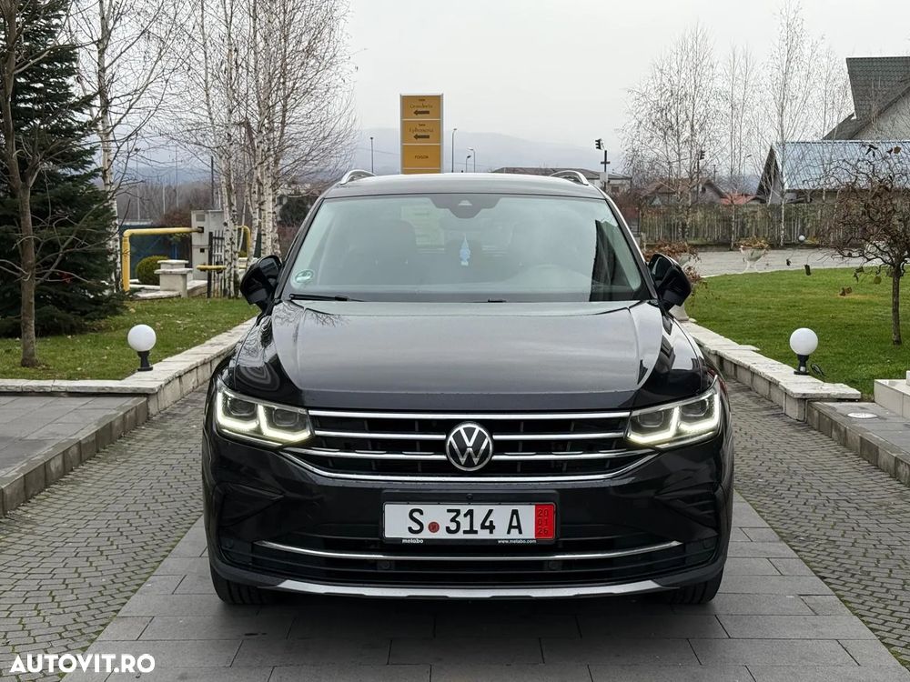 Volkswagen Tiguan - 38