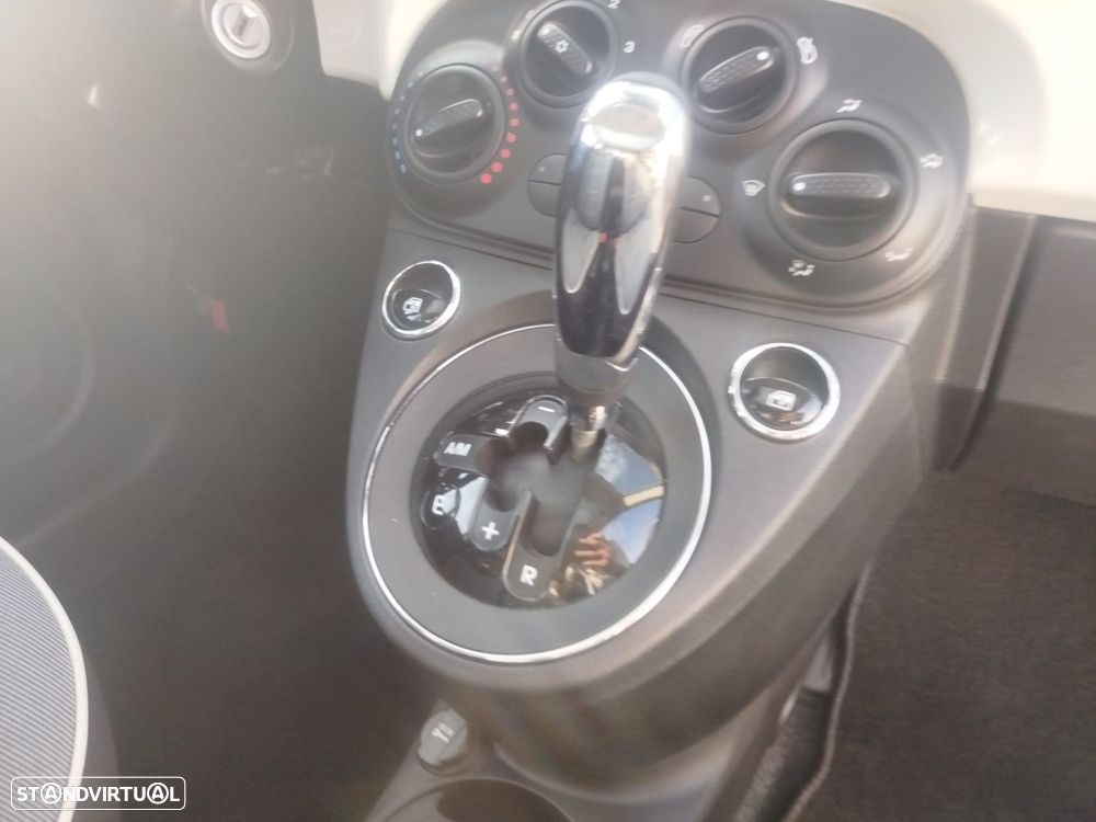 Fiat 500 1.2 Lounge Dualogic - 32