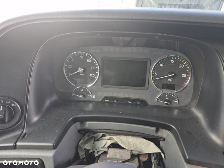 Mercedes-Benz Actros 2532 BlueTec 5 - 6