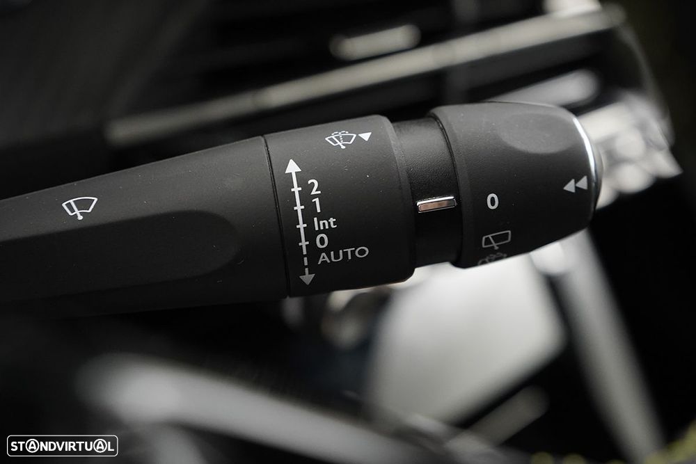 Peugeot e-2008 50 kWh GT - 17