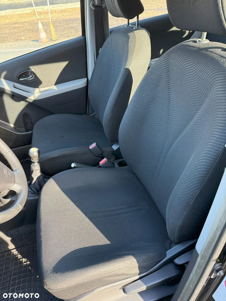 Toyota Yaris 1.33 Active - 8