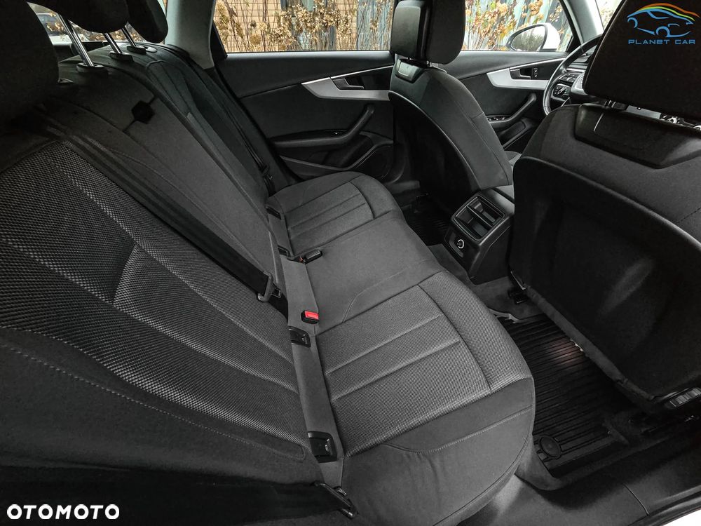 Audi A4 Avant 2.0 TDI ultra S tronic sport - 19