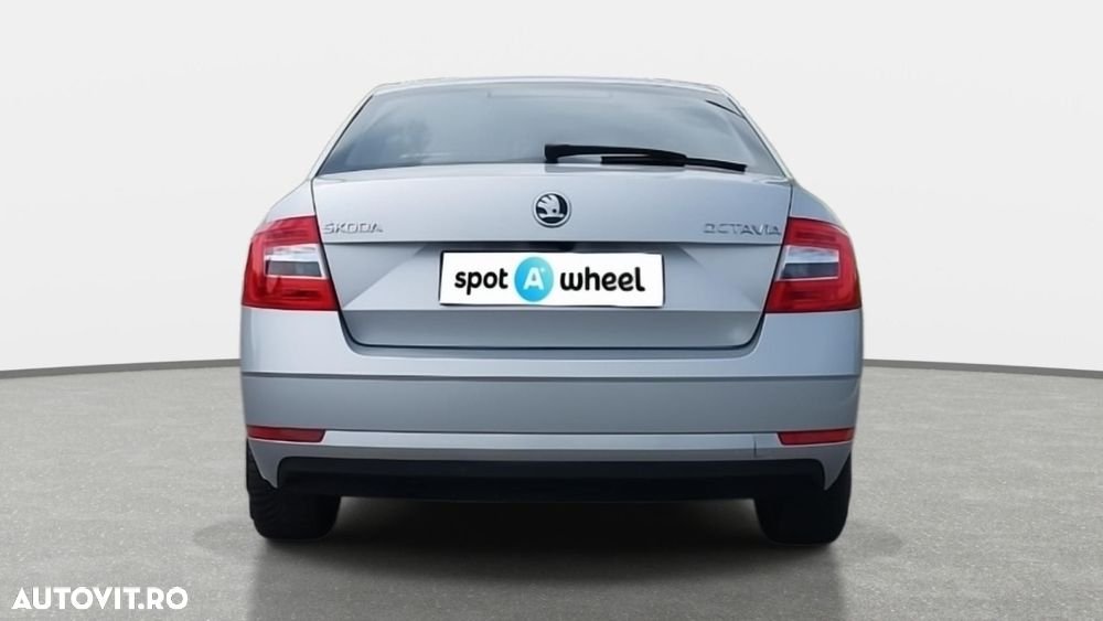 Skoda Octavia - 7